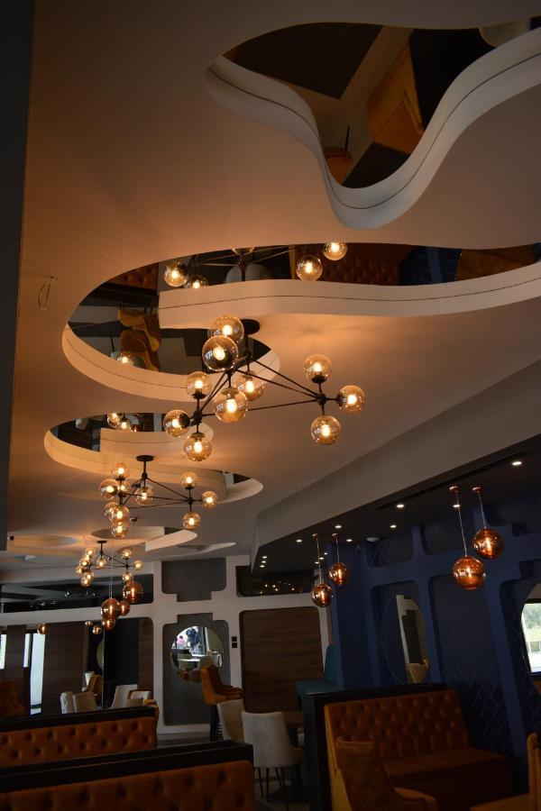 Hotel Prenociste Srebrno Jezero Veliko Gradište Esterno foto