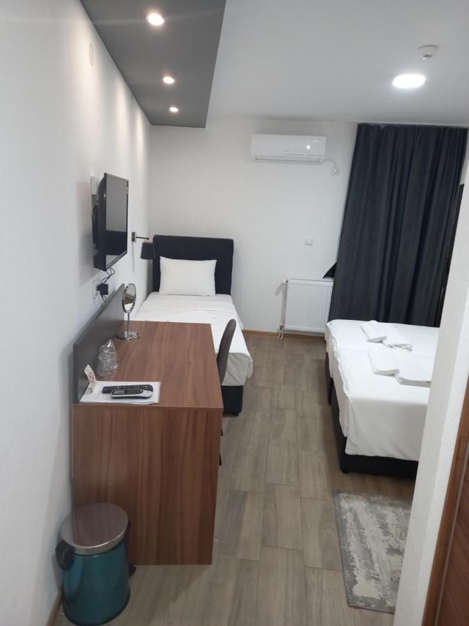 Hotel Prenociste Srebrno Jezero Veliko Gradište Esterno foto