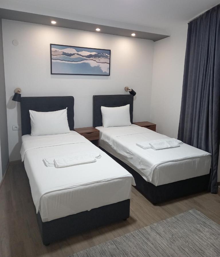 Hotel Prenociste Srebrno Jezero Veliko Gradište Esterno foto