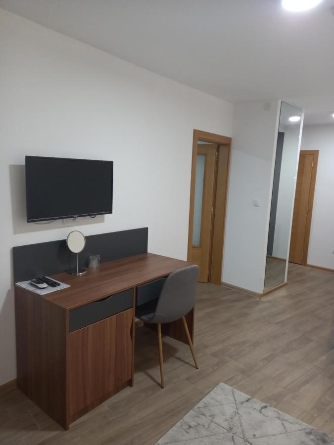 Hotel Prenociste Srebrno Jezero Veliko Gradište Esterno foto