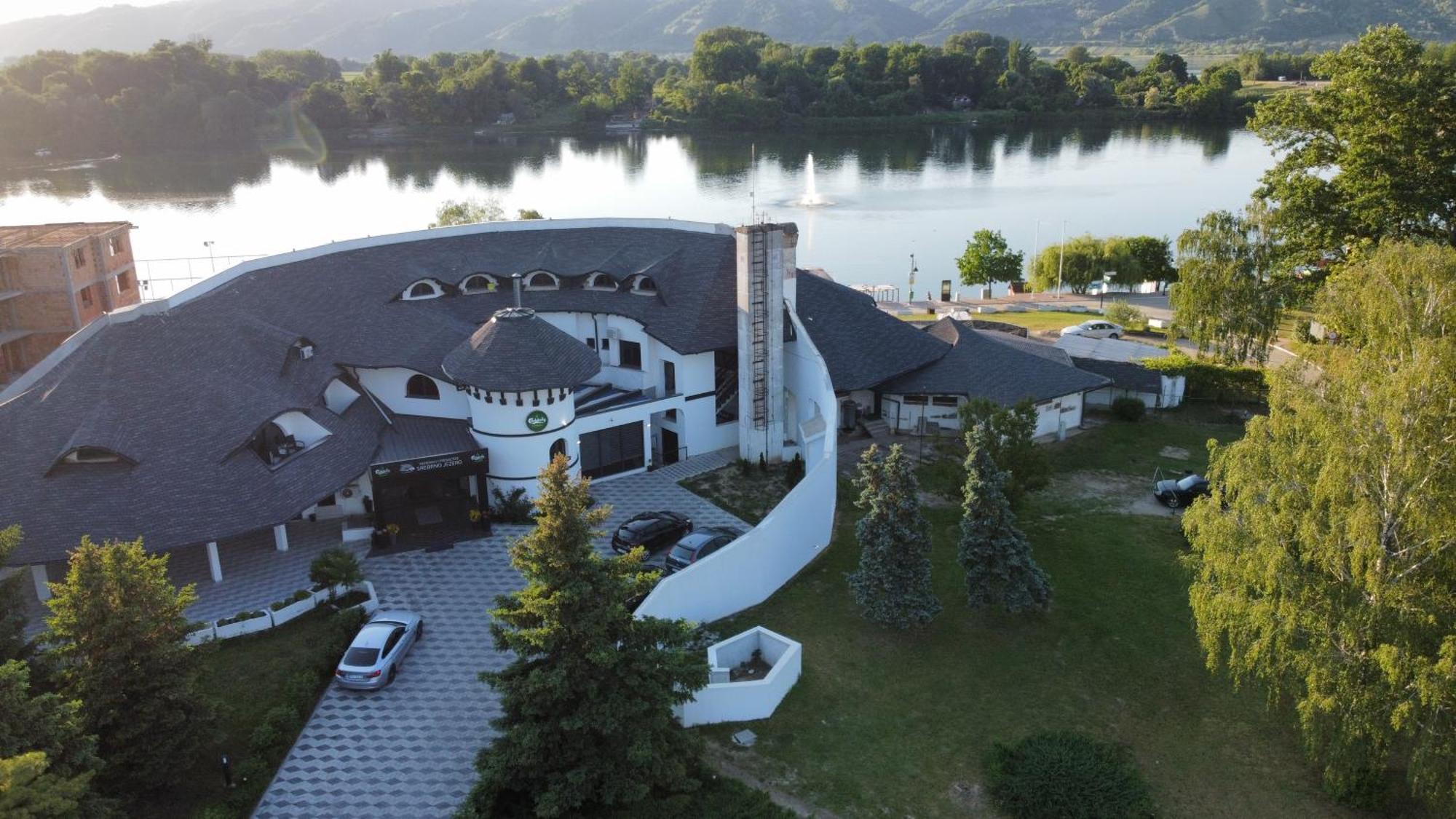 Hotel Prenociste Srebrno Jezero Veliko Gradište Esterno foto